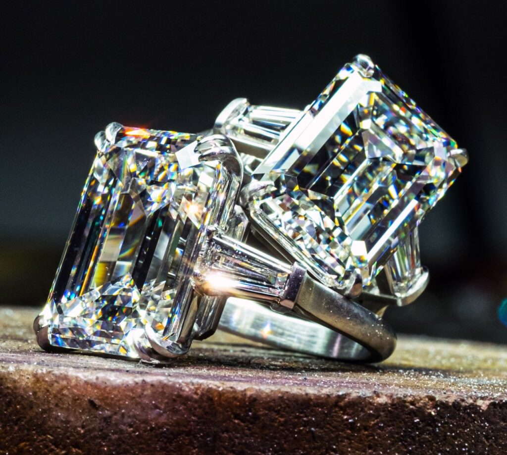 3 Stone Rings